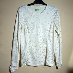 Koppen long sleeves ruched wrist v-neck cream taupe sports S *new call out*